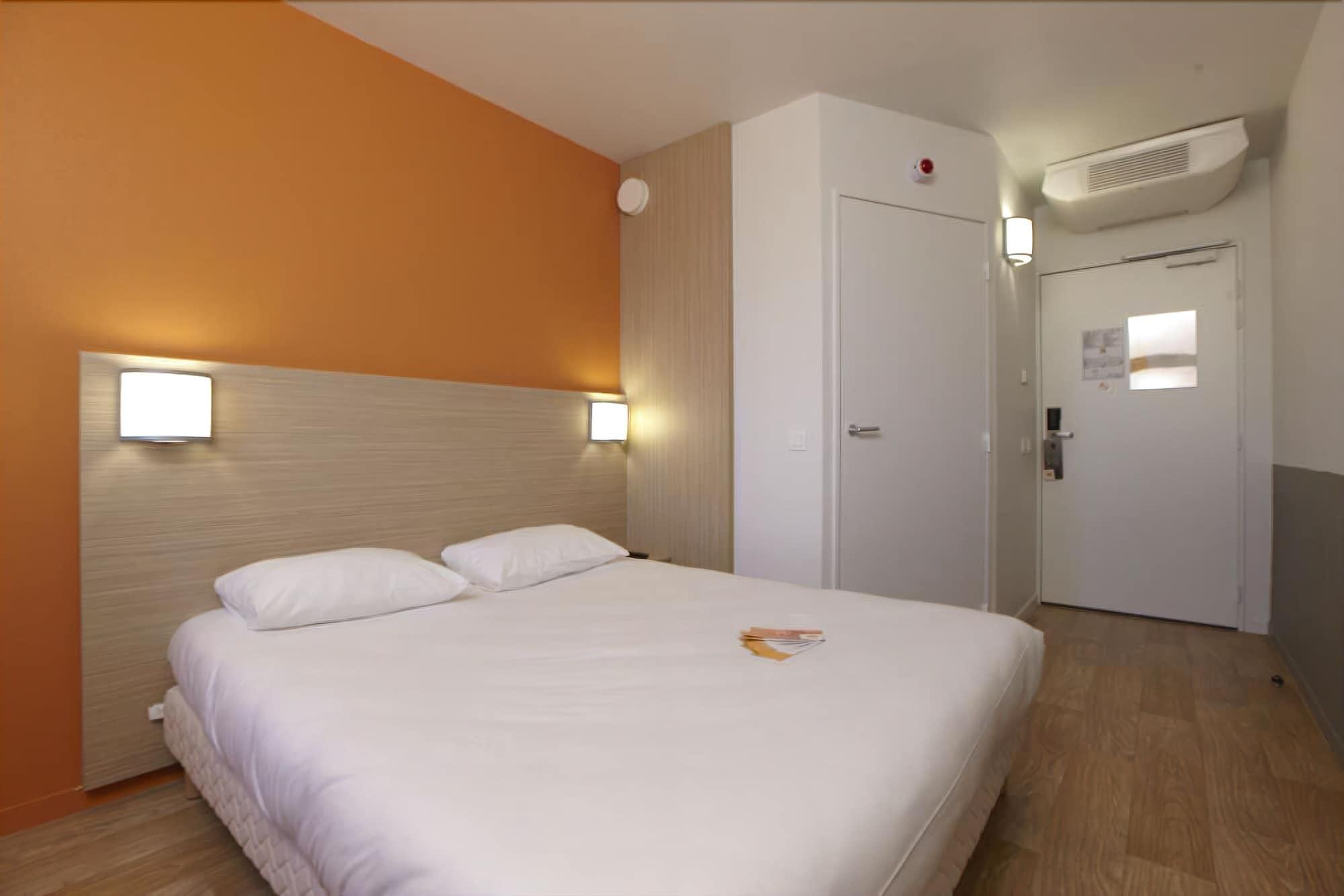 Premiere Classe Nord - Memorial Hotel 2*